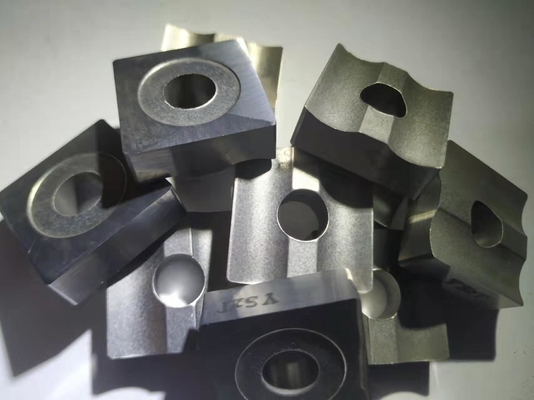 YS2T CNC Lathe Cutting Blades 1960 MPa Semi Finishing With Round Hole